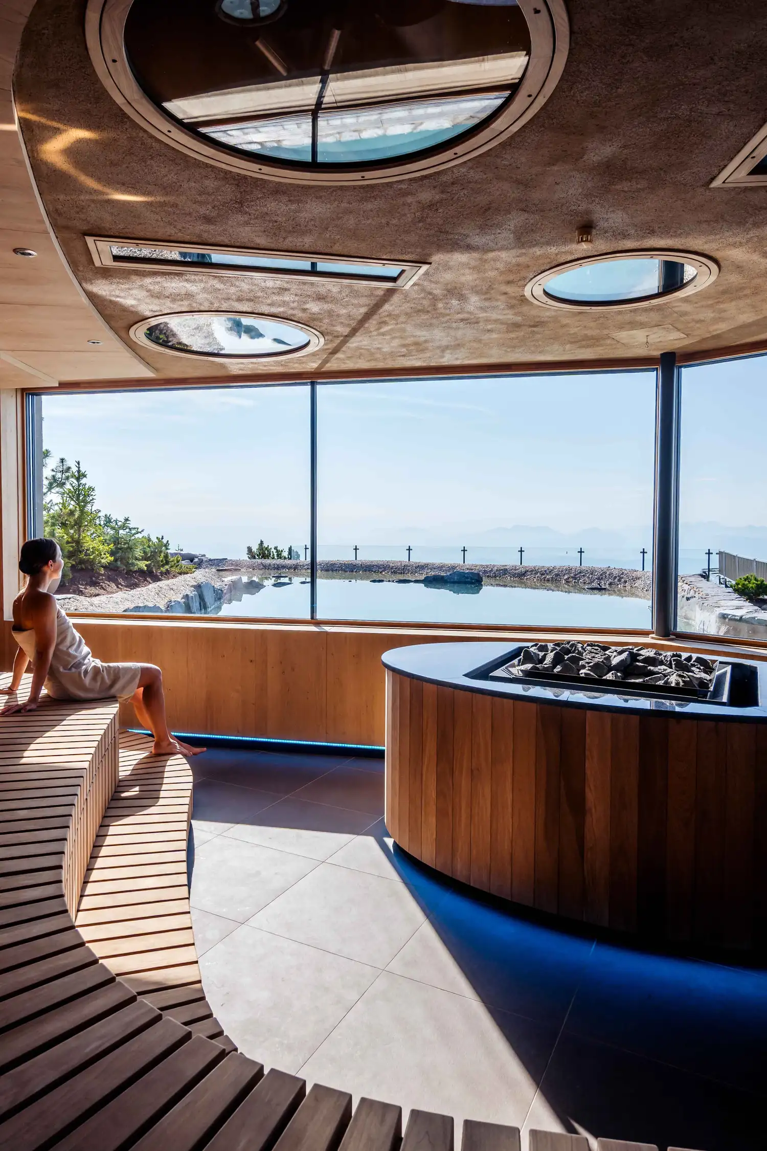 "Lake Sauna Aufguss" with Ben