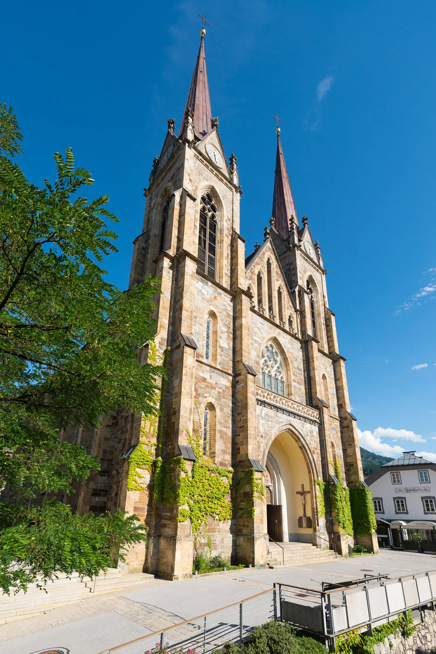 Pongau Cathedral & St. Anne's Chapel