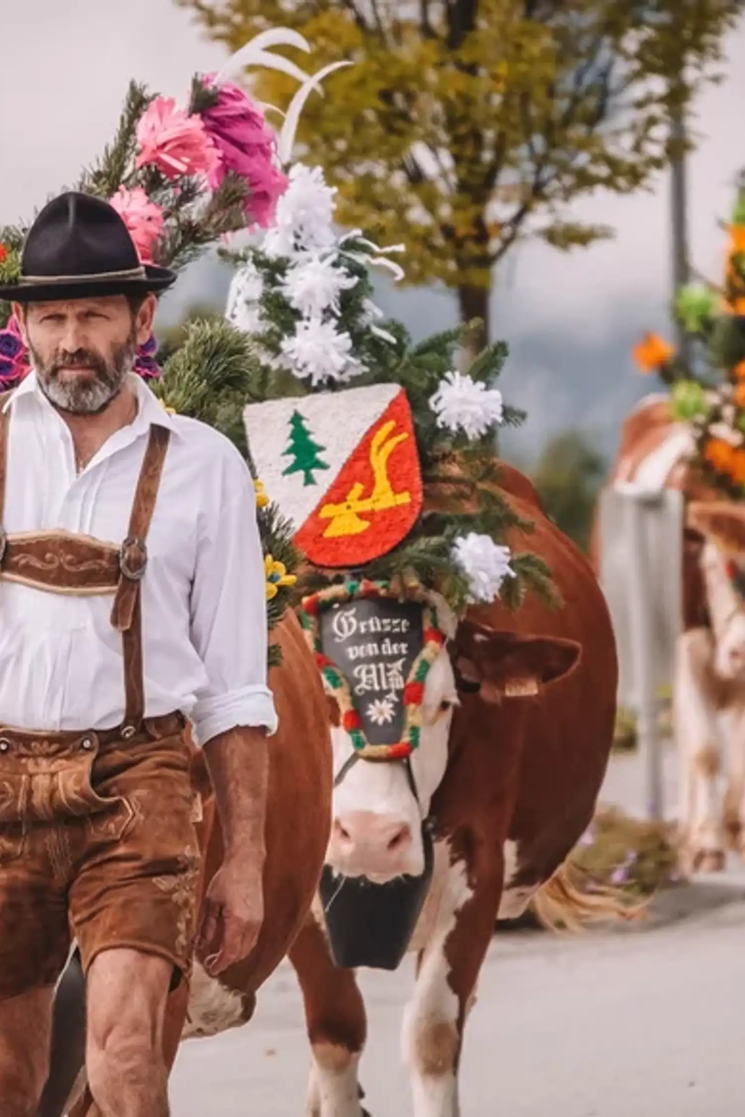 Bauernmarkt mit Almabtrieb und Kirchtagsfest